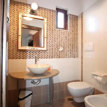 Bed and Breakfast Al Vicolo Del Cilento 3*