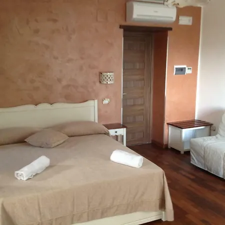 فندق مبيت وإفطار Al Vicolo Del Cilento